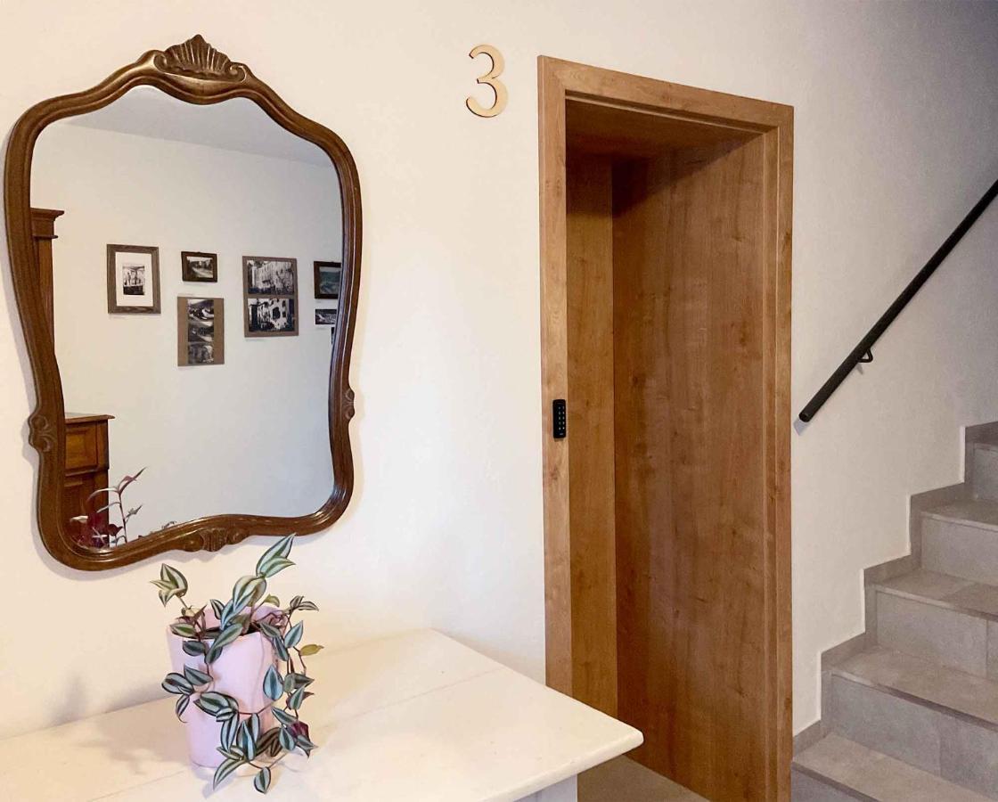 Soca Guesthouse Kanal Luaran gambar