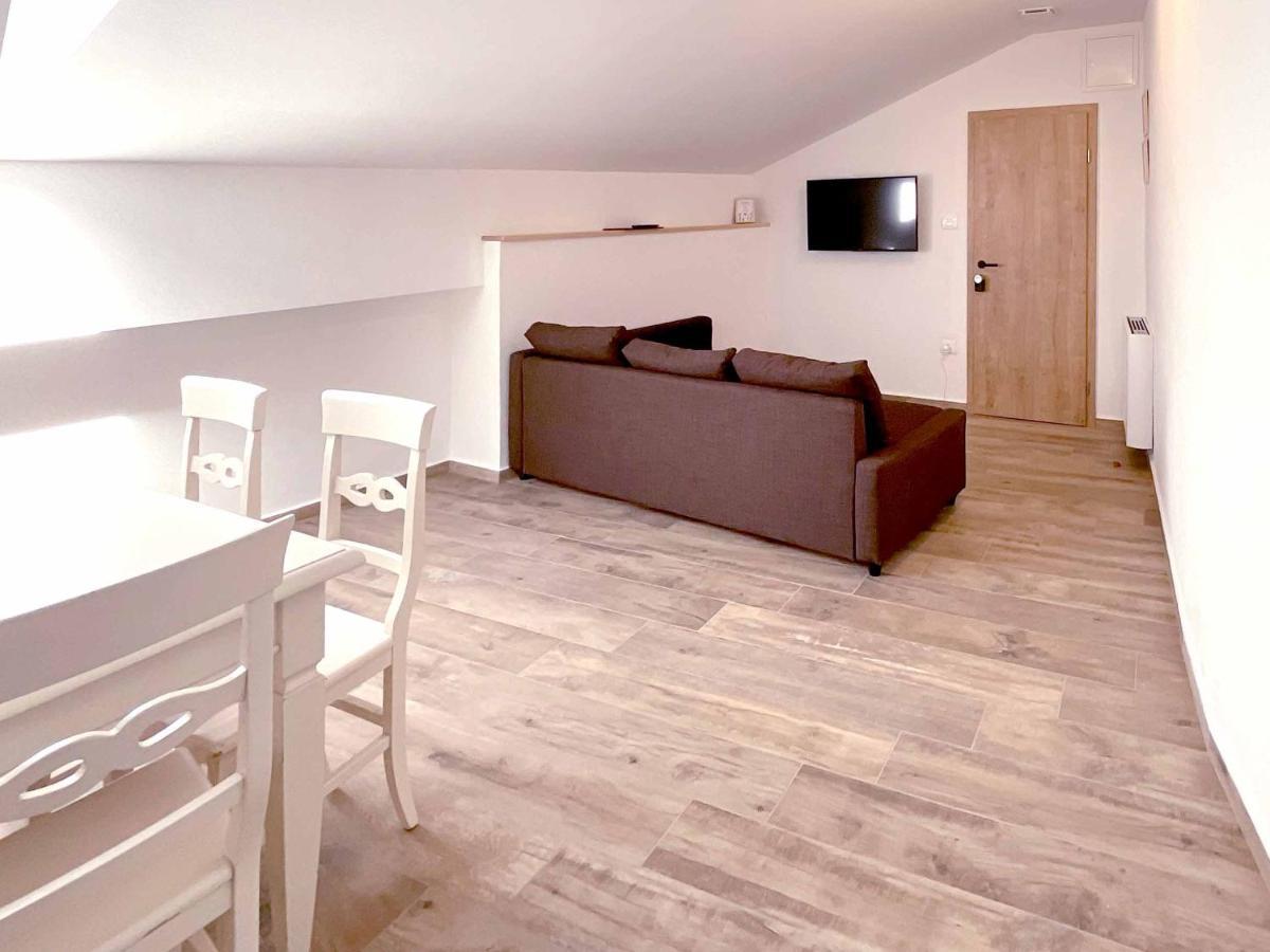 Soca Guesthouse Kanal Luaran gambar